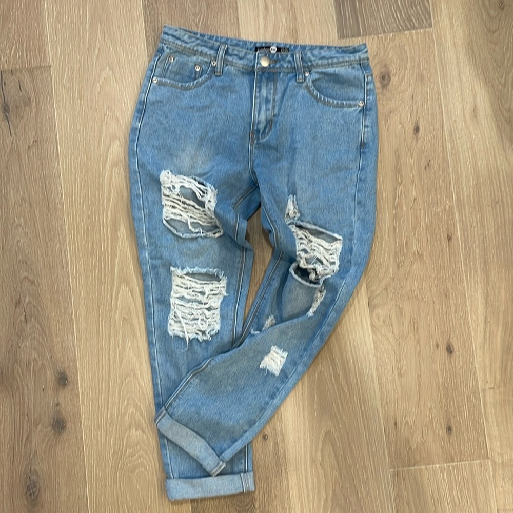 Boohoo ripped jeans